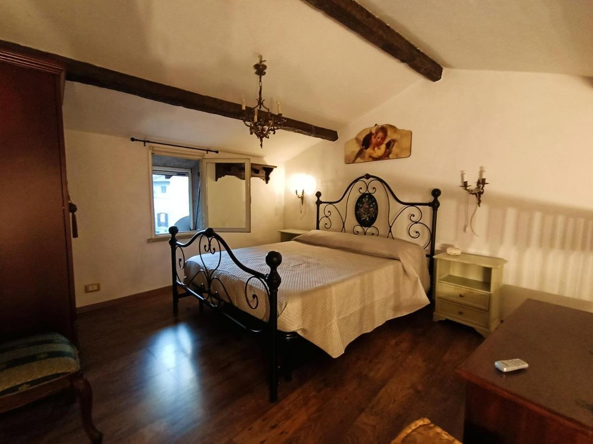 Giglio Vallerano. Alloggio Turistico Екстер'єр фото