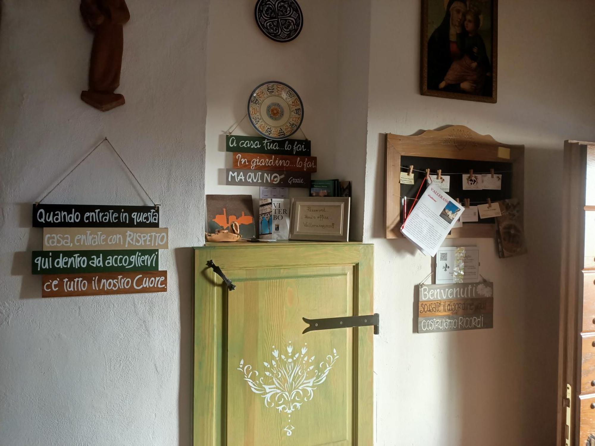 Giglio Vallerano. Alloggio Turistico Екстер'єр фото